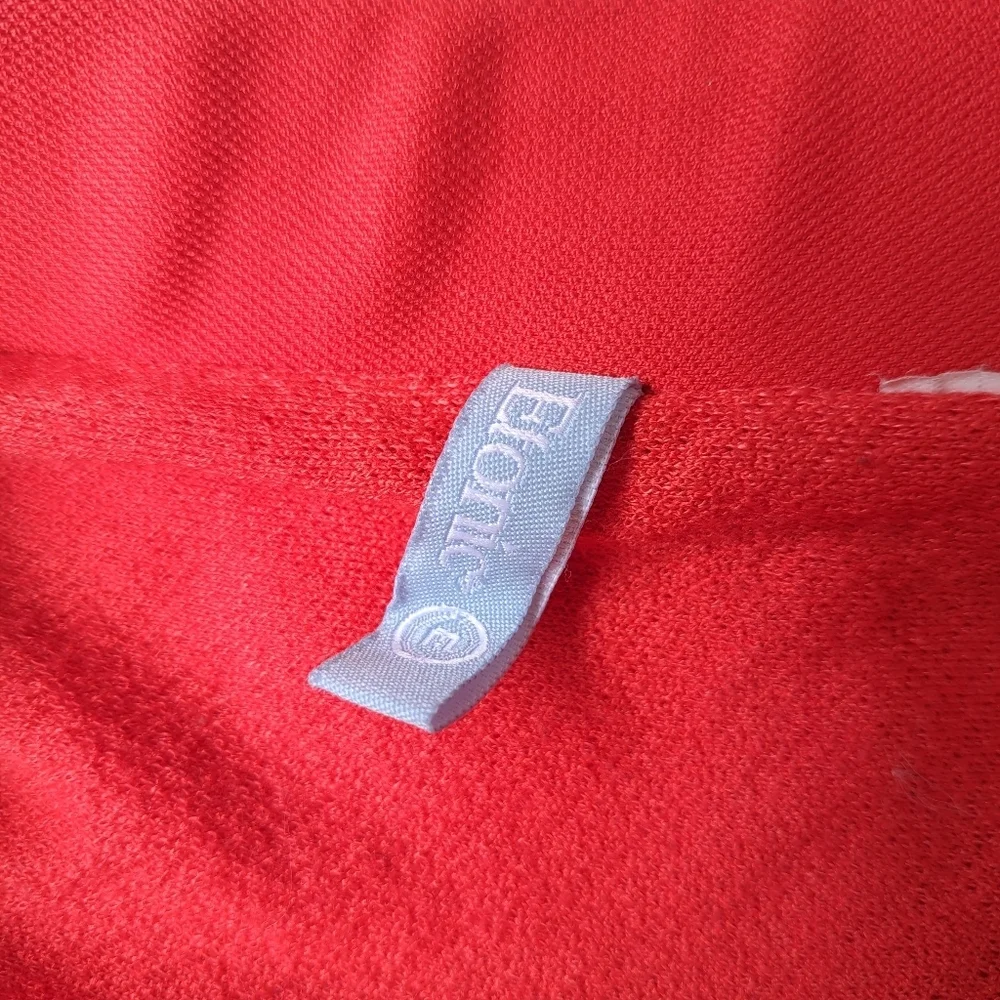 Etoníc sports shorts for women red‎ sizes M passion red